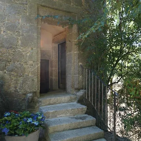 ベッド・アンド・ブレックファスト Bocage Belle Histoire 3*